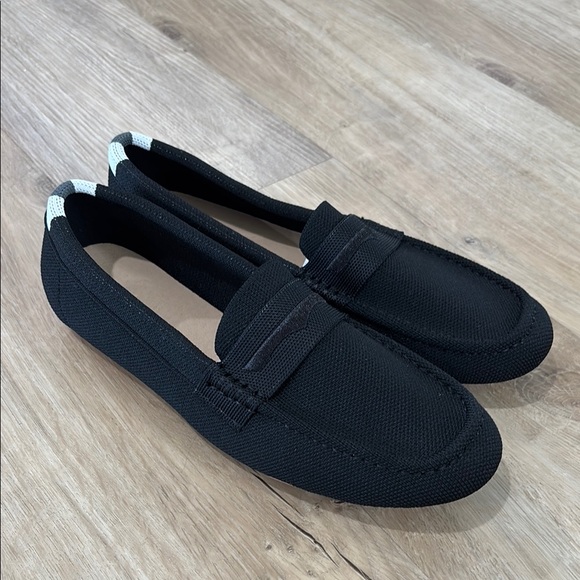 Amazon Shoes - NEW Women’s Slip On Knit Black Loafers